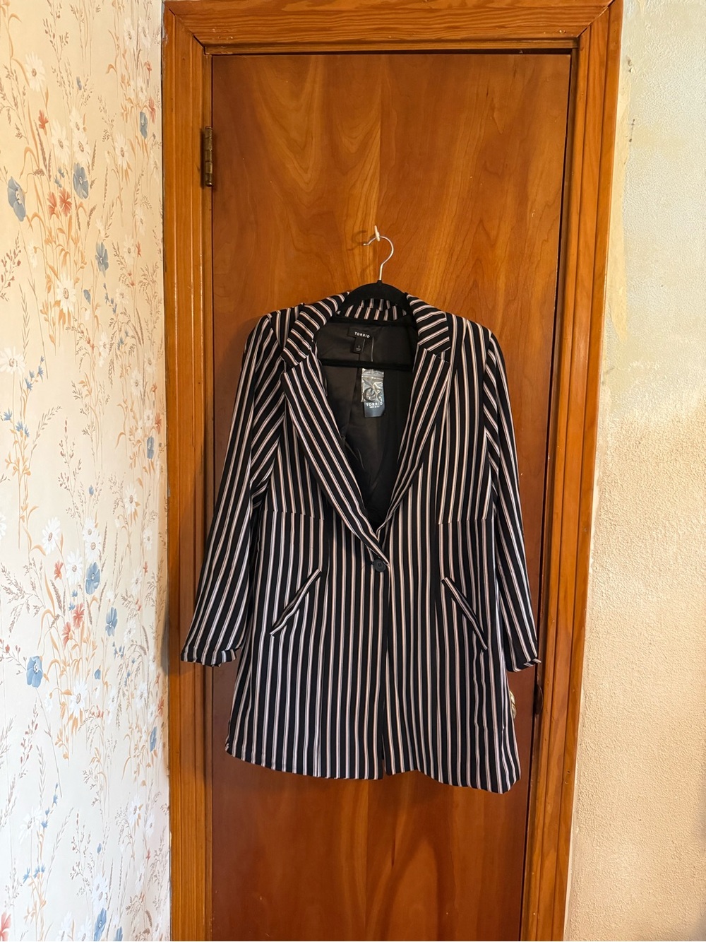 torrid Black & White Striped Longline Blazer